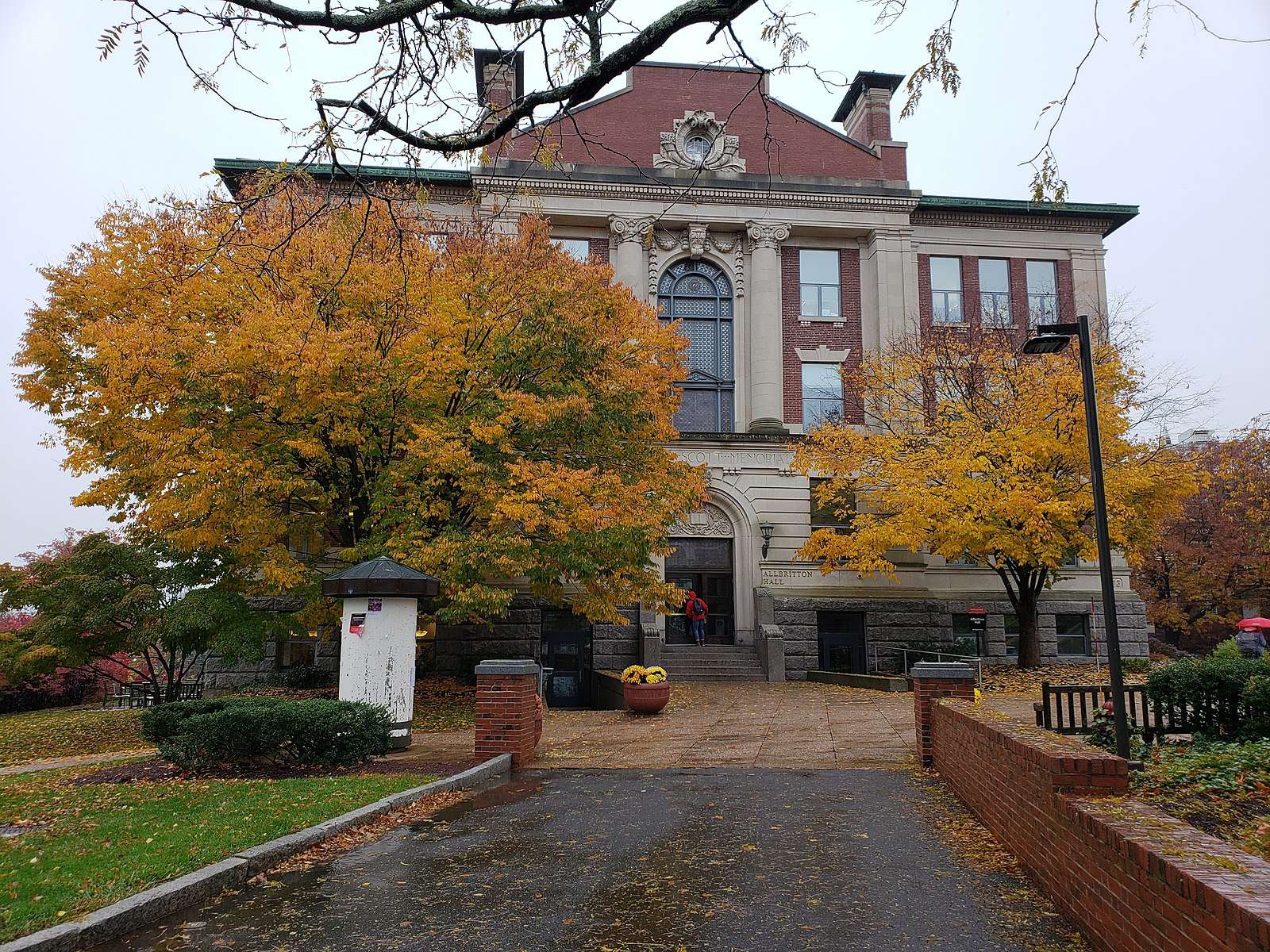 The Allbritton Center is featured at Wesleyan University.
